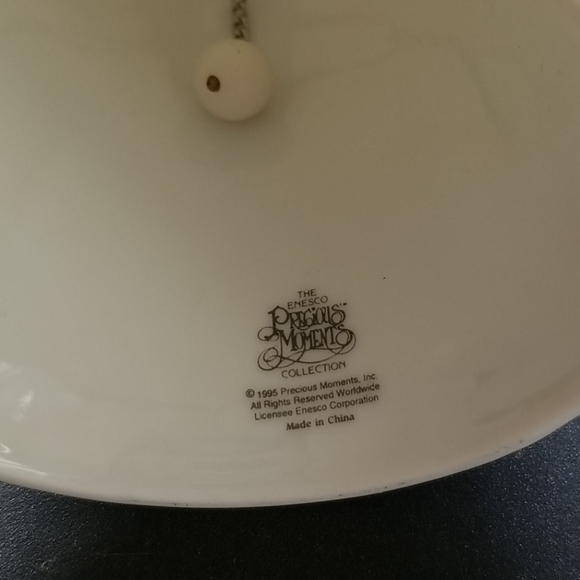 Precious Moments Bell 1995 - Picture 4 of 4